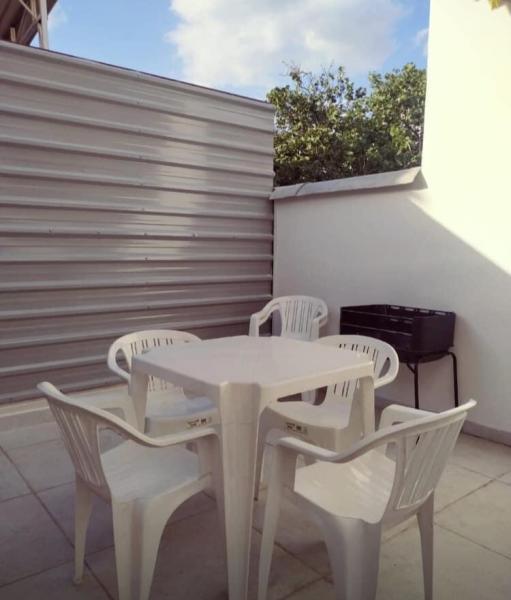 Imagem 11 da galeria do anúncio: Quarto individual com sacada metrô Ana rosa