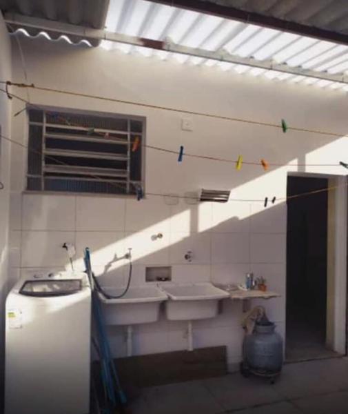 Imagem 10 da galeria do anúncio: Quarto individual com sacada metrô Ana rosa