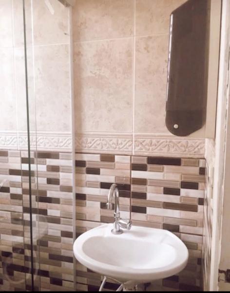 Imagem 8 da galeria do anúncio: Quarto individual mobiliado metrô klabin