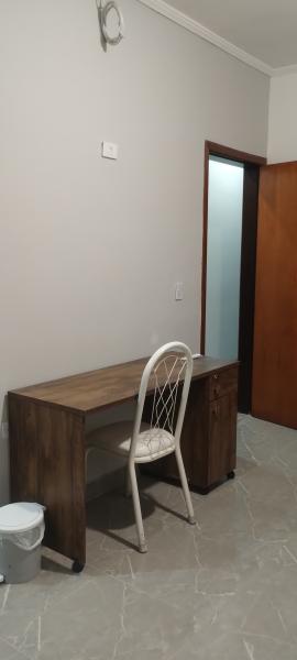 Imagem 4 da galeria do anúncio: Linda Kitnet . ótima localização. mobiliada. Jd Satélite