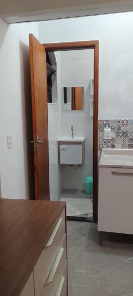 Imagem 2 da galeria do anúncio: Linda Kitnet . ótima localização. mobiliada. Jd Satélite