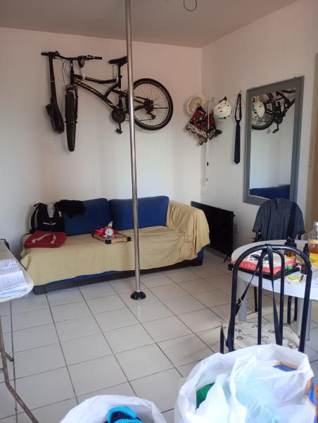 Imagem 1 da galeria do anúncio: Quartos na Av. Caxangá