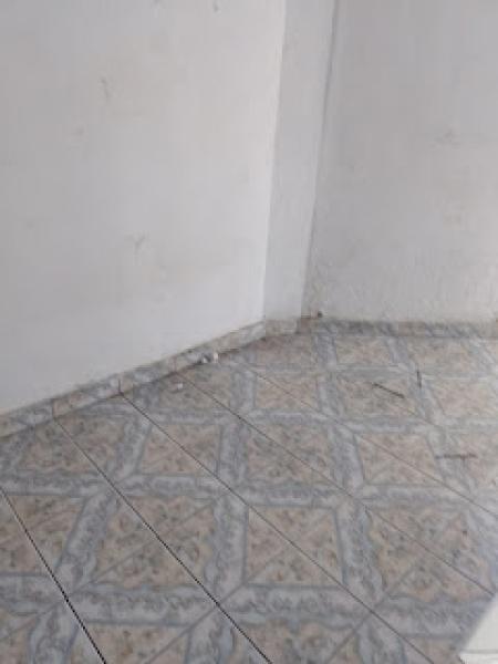 Imagem 10 da galeria do anúncio: Kit net inteira com varanda