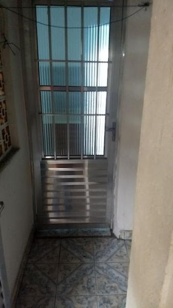 Imagem 5 da galeria do anúncio: Kit net inteira com varanda