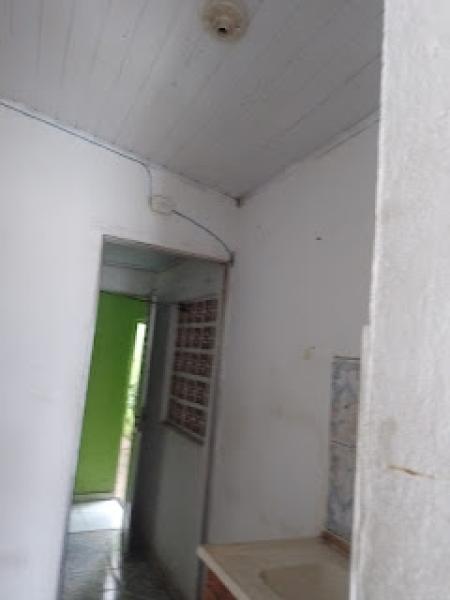 Imagem 8 da galeria do anúncio: Kit net inteira com varanda