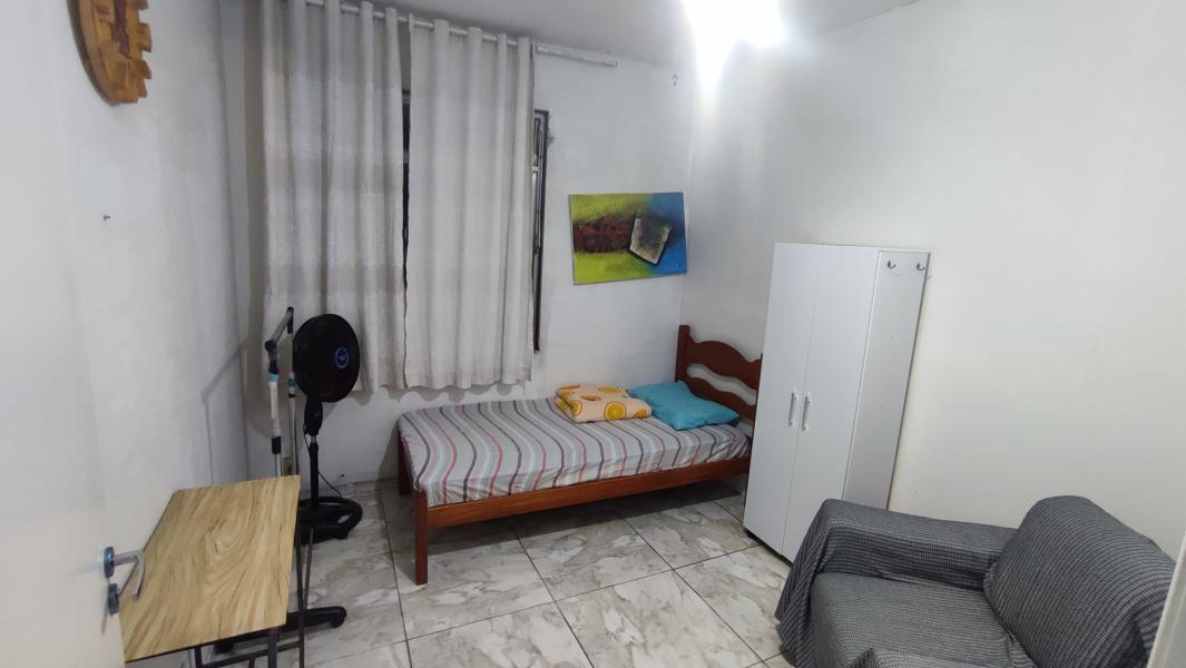 Imagem 1 da galeria do anúncio: Quarto em Sulacap