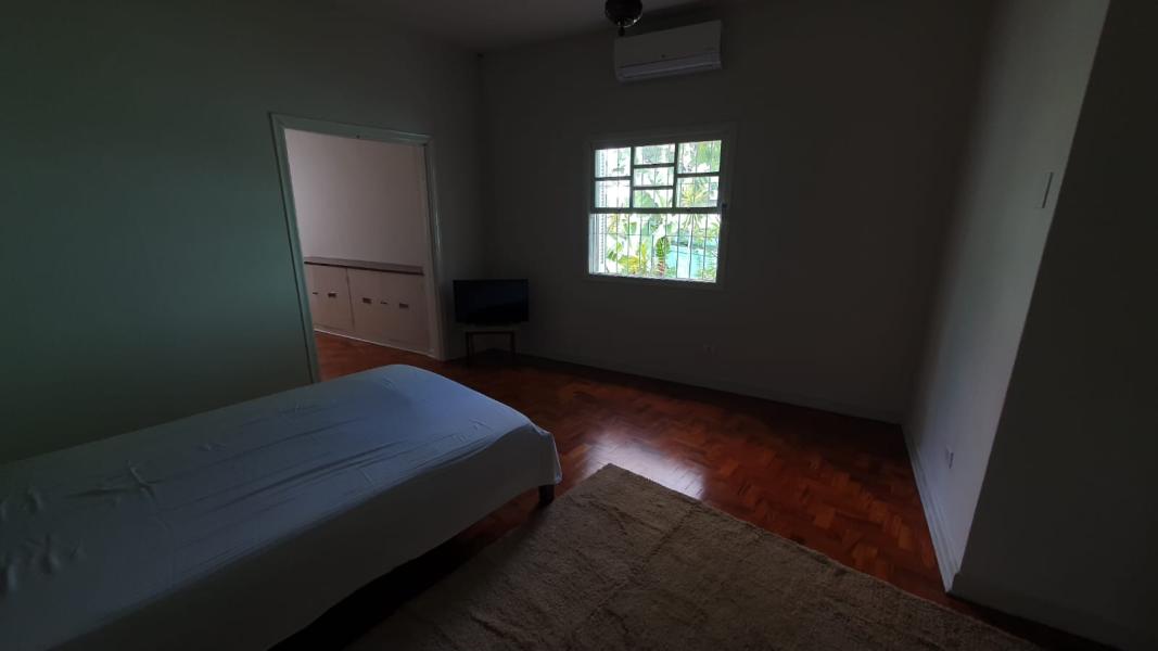 Imagem 2 da galeria do anúncio: Suíte em sobrado em Pinheiros