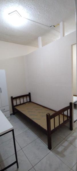 Imagem 7 da galeria do anúncio: Quarto duplo masculino