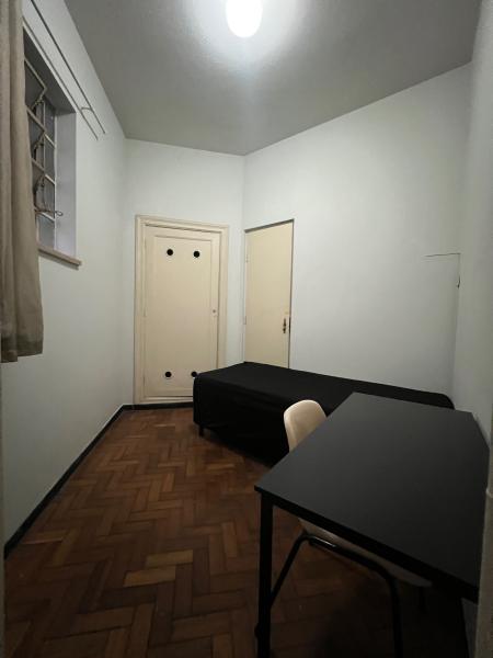 Imagem 1 da galeria do anúncio: quarto individual masculino sem suite