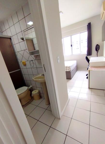 Imagem 4 da galeria do anúncio: Suíte diária para Réveillon ( Apenas Mulheres)