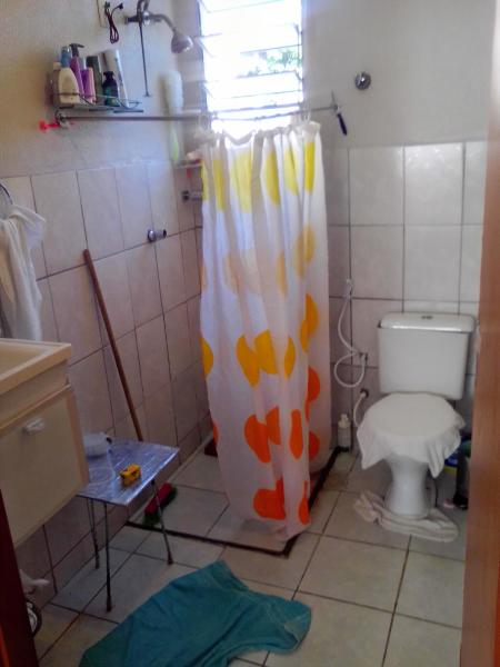 Imagem 6 da galeria do anúncio: Aluga-se quarto com muitas vantagens...