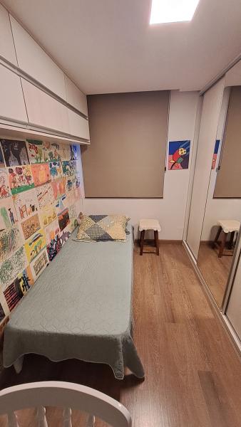 Imagem 2 da galeria do anúncio: Quarto feminino com garagem - Conforto & Estilo