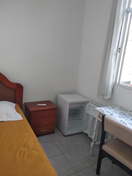 Imagem 1 da galeria do anúncio: Quarto individual para mocas em santa tereza