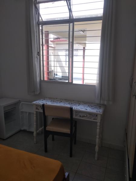 Imagem 1 da galeria do anúncio: Quarto individual para moças em Santa Tereza