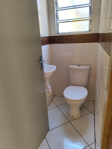 Imagem 16 da galeria do anúncio: CASA PARA MOÇAS ZONA SUL -SP