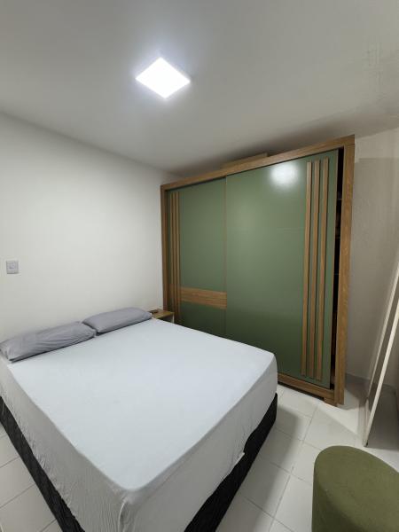 Imagem 2 da galeria do anúncio: Alugo Suíte Mobiliada em Condomínio Fechado – Completa e Con