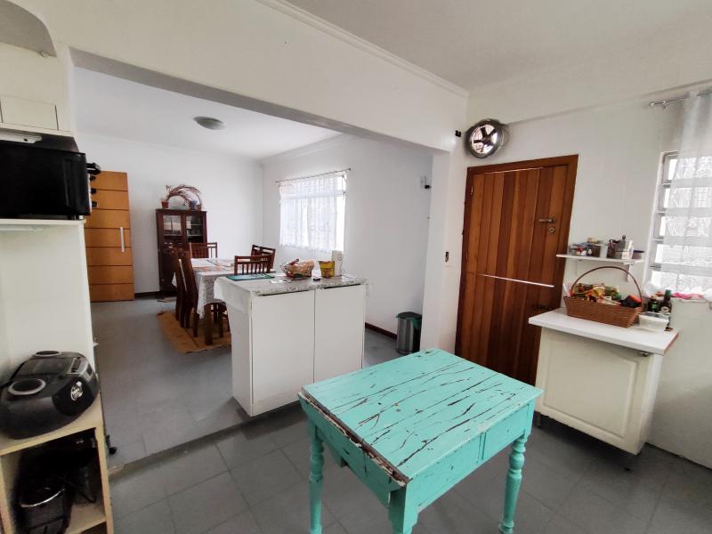 Imagem 15 da galeria do anúncio: Suite com varanda em casa na Vila Madalena