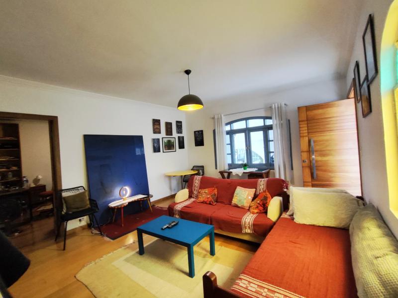 Imagem 9 da galeria do anúncio: Suite com varanda em casa na Vila Madalena