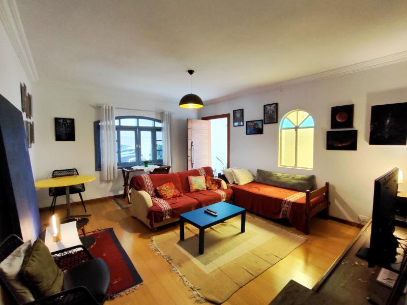 Imagem 11 da galeria do anúncio: Suite com varanda em casa na Vila Madalena