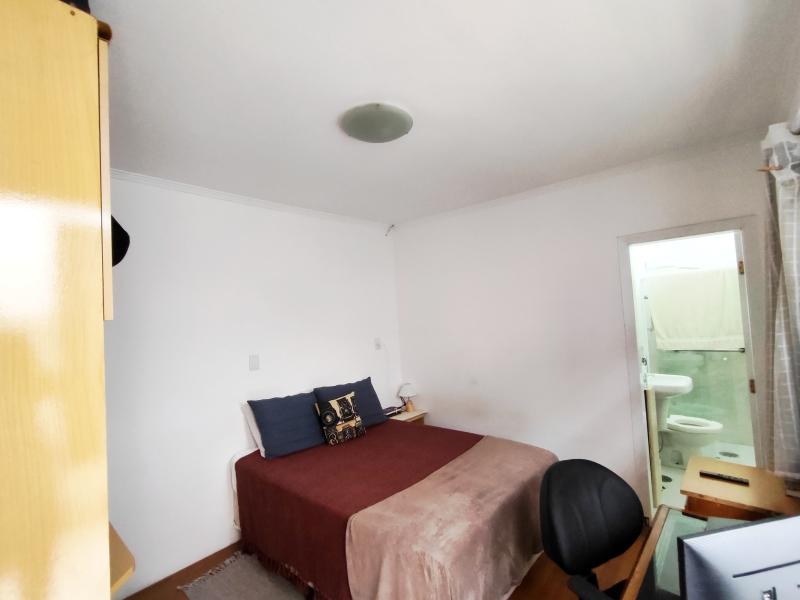 Imagem 3 da galeria do anúncio: Suite com varanda em casa na Vila Madalena