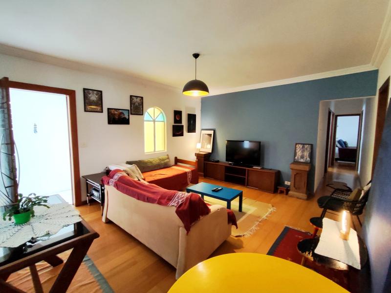 Imagem 10 da galeria do anúncio: Suite com varanda em casa na Vila Madalena