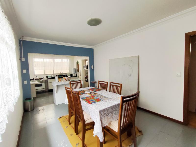 Imagem 13 da galeria do anúncio: Suite com varanda em casa na Vila Madalena