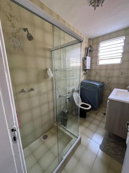 Imagem 4 da galeria do anúncio: ALUGO QUARTO INDIVIDUAL NO CATETE