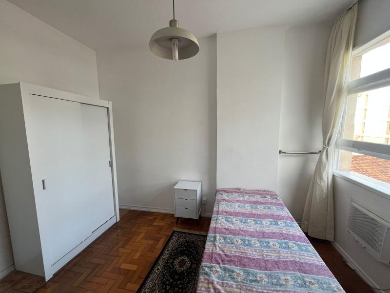 Imagem 3 da galeria do anúncio: ALUGO QUARTO INDIVIDUAL NO CATETE