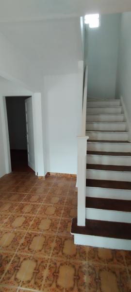 Imagem 4 da galeria do anúncio: Dormitorio Privativo - Rua Cunha Moreira  em Santoss