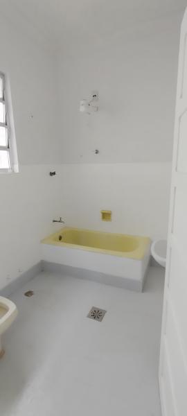 Imagem 10 da galeria do anúncio: Dormitorio Privativo - Rua Cunha Moreira  em Santoss