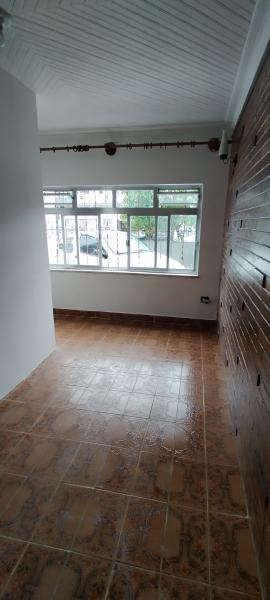 Imagem 6 da galeria do anúncio: Dormitorio Privativo - Rua Cunha Moreira  em Santoss