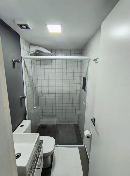 Imagem 15 da galeria do anúncio: Casa com suítes individuais e banheiro privativo