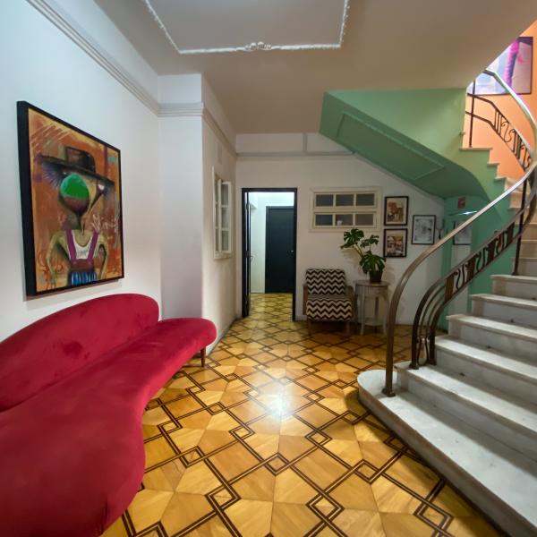 Imagem 4 da galeria do anúncio: QUARTO NA FRENTE DA UFRGS