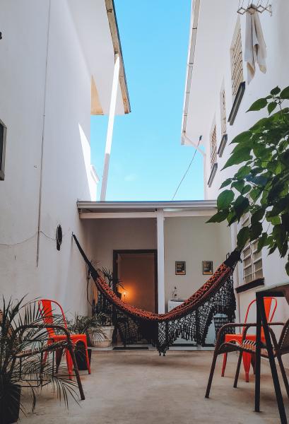 Imagem 8 da galeria do anúncio: QUARTO NA FRENTE DA UFRGS