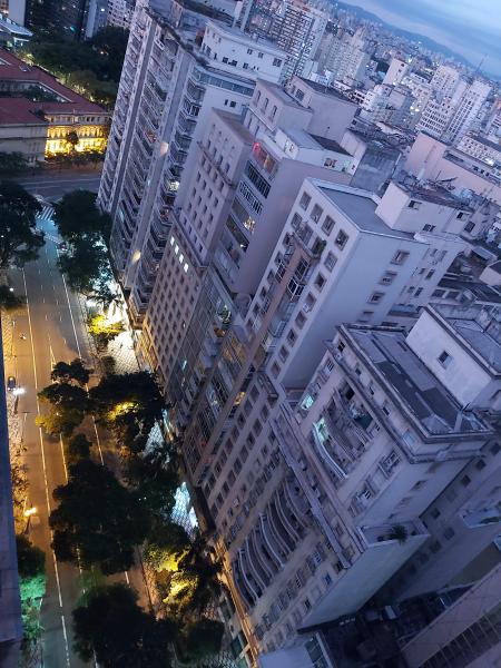 Imagem 1 da galeria do anúncio: Quarto exclusivo apto icônico perto do Metrô