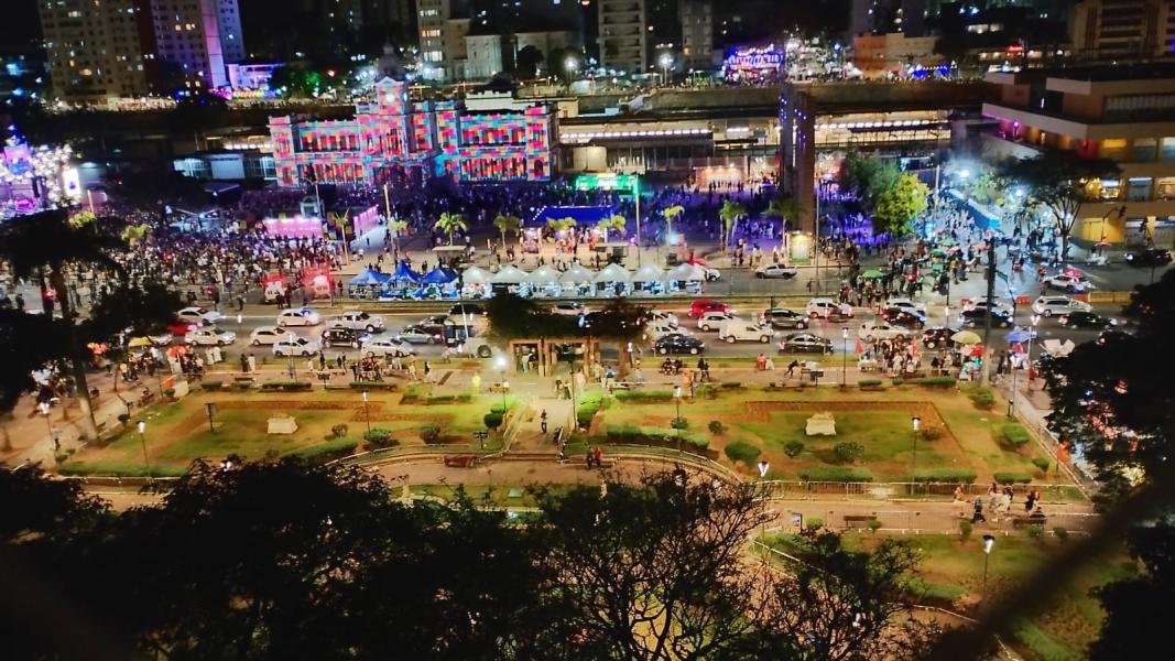 Imagem 10 da galeria do anúncio: quarto todo mobiliado