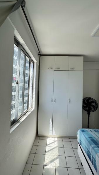 Imagem 3 da galeria do anúncio: Quarto + despesas para moças