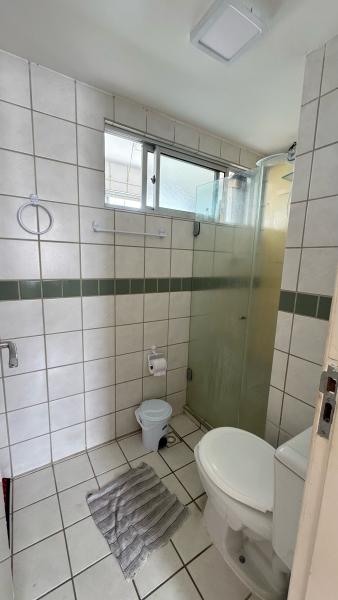 Imagem 6 da galeria do anúncio: Quarto + despesas para moças