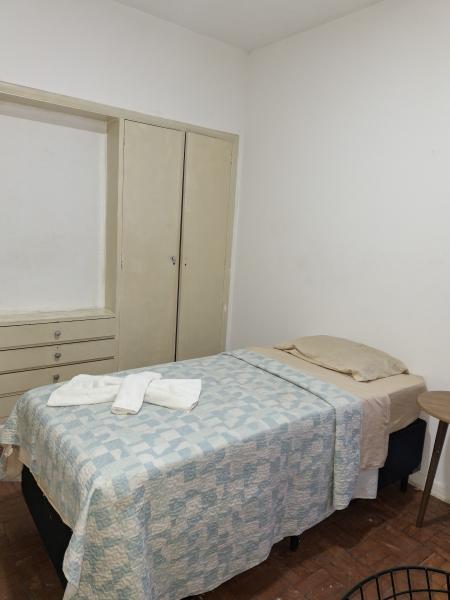 Imagem 1 da galeria do anúncio: alugo quarto