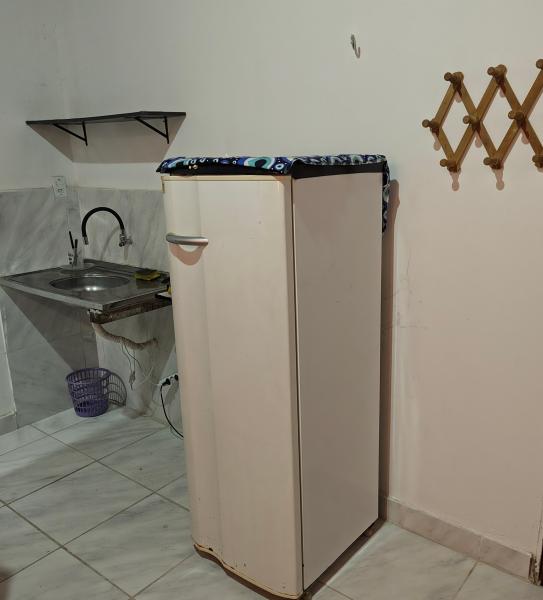 Imagem 12 da galeria do anúncio: Alugo quarto, suite ou kitnet