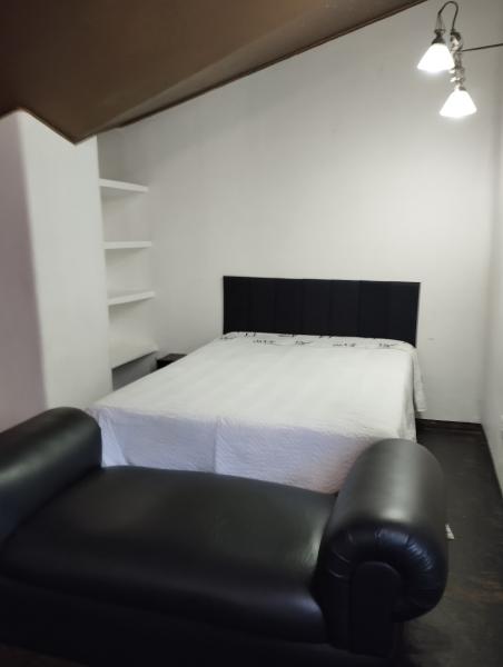 Imagem 5 da galeria do anúncio: Quarto para alugar em casa no bairro Luxemburgo