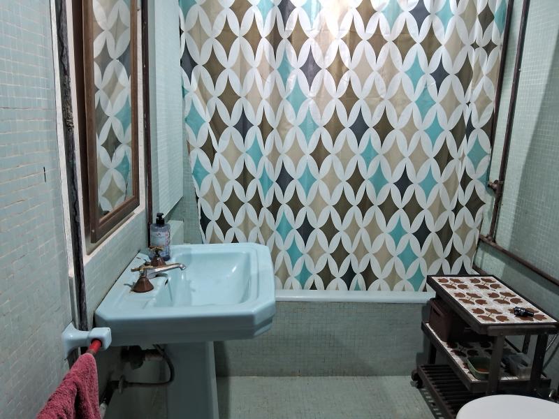 Imagem 7 da galeria do anúncio: Quarto Individual - Casa Guararapes