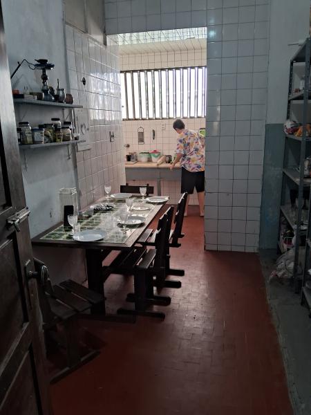 Imagem 6 da galeria do anúncio: Quarto Individual - Casa Guararapes