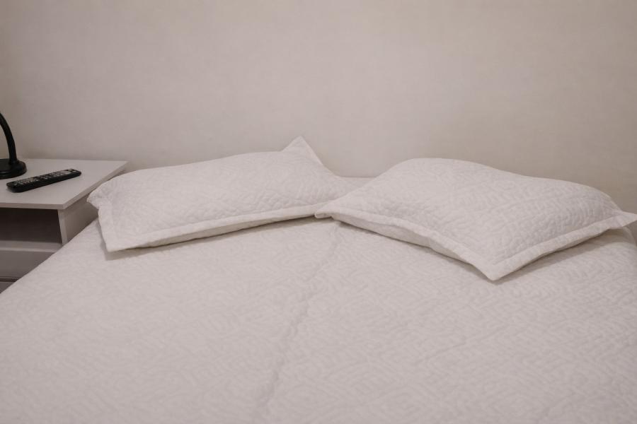 Imagem 1 da galeria do anúncio: Quarto  individual/ ou casal  no CORAÇÃO DE JESUS/LUXEMBURGO