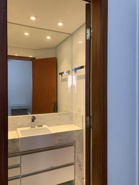 Imagem 6 da galeria do anúncio: SUÍTE FEMININA - PRAÇA DA SAVASSI - LIBERDADE