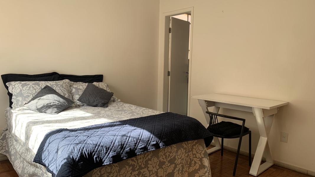 Imagem 1 da galeria do anúncio: SUITE FEMININA INDIVIDUAL NO CORAÇÃO DA SAVASSI- 202-CC