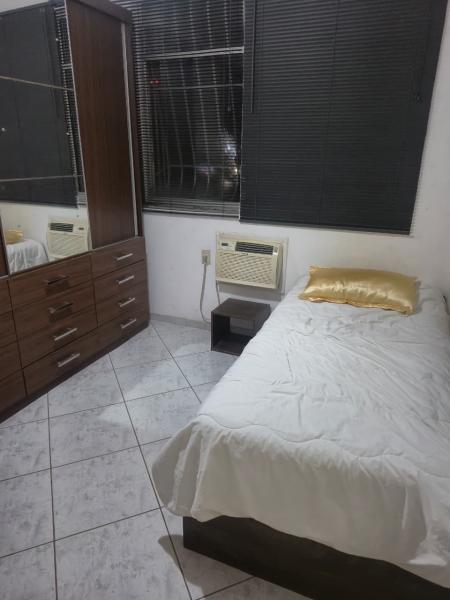 Imagem 2 da galeria do anúncio: Quarto perto das barcas e de diversos campus da UFF.