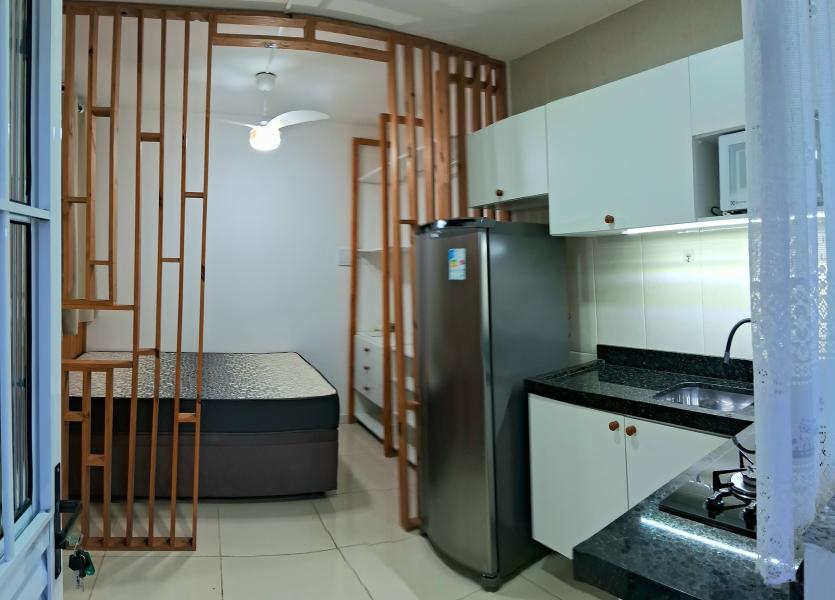 Imagem 4 da galeria do anúncio: Alugo kitinete mobiliada na Trindade.