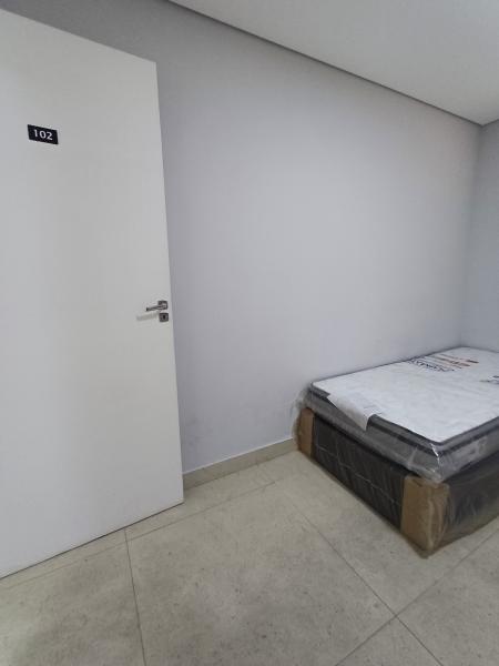 Imagem 21 da galeria do anúncio: República Espaço Jovem - FEMININA